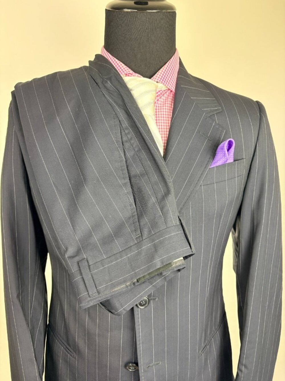 Emporio ARMANI Modern 2-Button ***Navy Pinstriped*** Suit 40 R e50